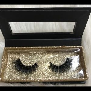 Luxury 3D Mink Eyelashes. BALI LASHES